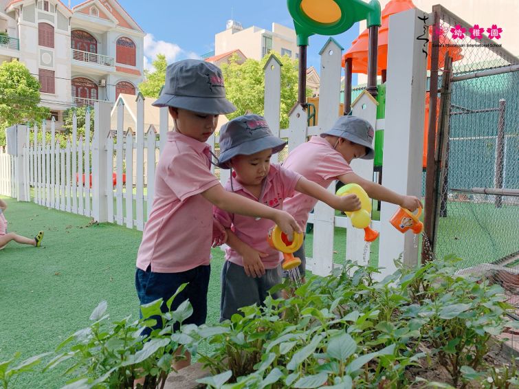 1000 bài tập montessori