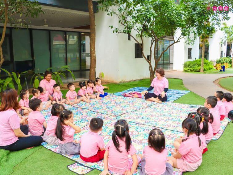 Montessori là phương pháp giáo dục sớm phát triển toàn diện cho trẻ mầm non được áp dụng thành công tại nhiều nước trên thế giới.